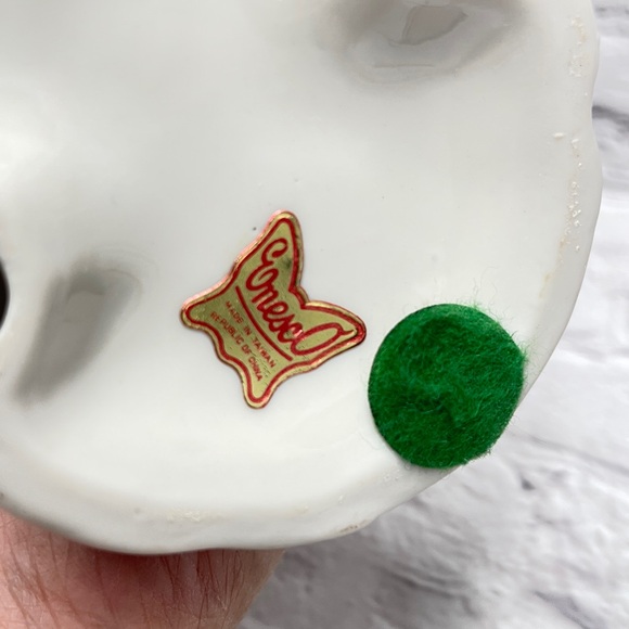 Vintage Ceramic Courting Couple Figurines French Provincial Man Woman Blue White - Picture 8 of 8